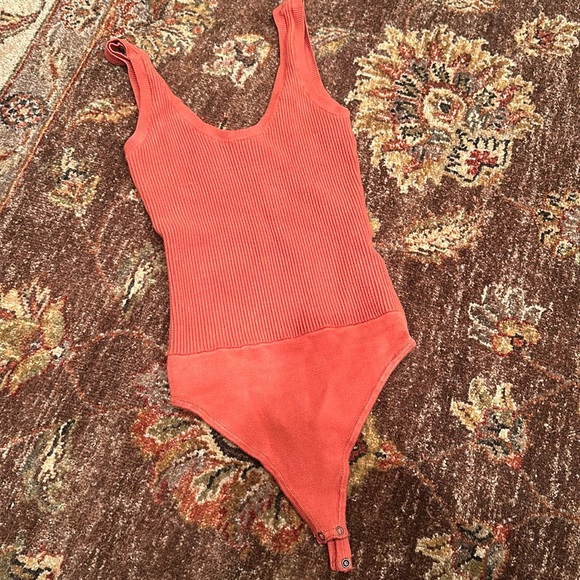 Abercrombie and Fitch orange ribbed bodysuit size xs - Picture 1 of 3